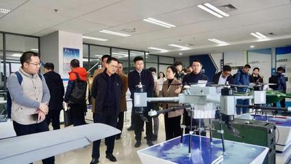 成都市无人机产业协会会长李永光一行到访羚控科技