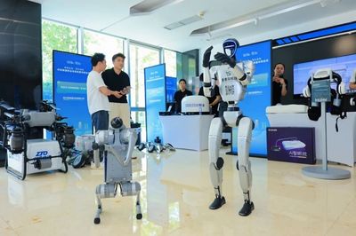 8家企业签约!“成都造”科技产品即将走上世运赛场