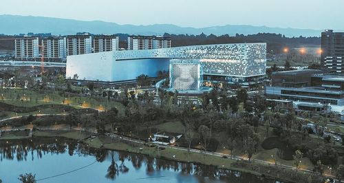 科技点亮大运之光,智慧赋能蓉城发展