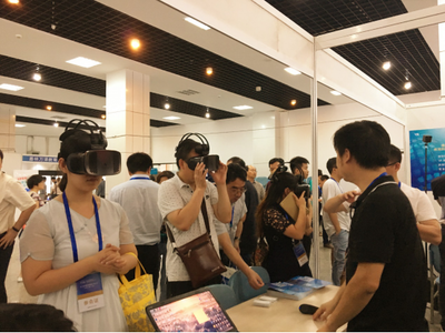 维途睿境VR课堂亮相第一届中国STEM教育发展大会